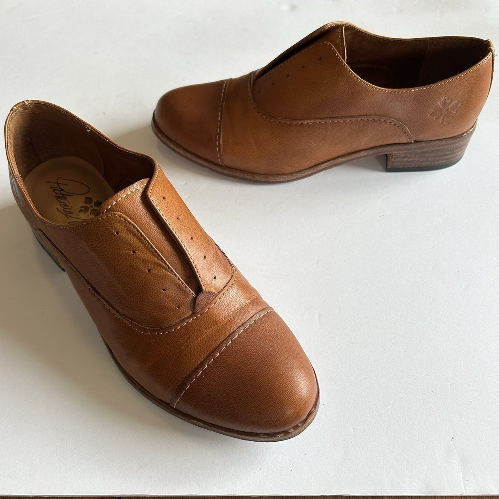 Patricia Nash Womens 8 Italian Leather GIOVANNA Slip On Oxford Shoes Tan Brown